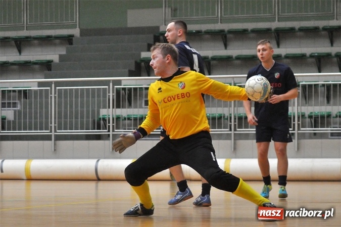 Zdjęcie w galerii na portalu naszraciborz.pl: Walka o mistrzostwo do ostatniego meczu wiadomości z regionu