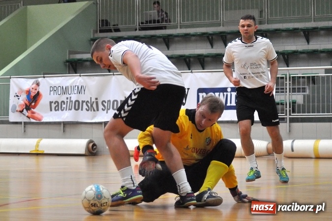Zdjęcie w galerii na portalu naszraciborz.pl: Walka o mistrzostwo do ostatniego meczu wiadomości z regionu