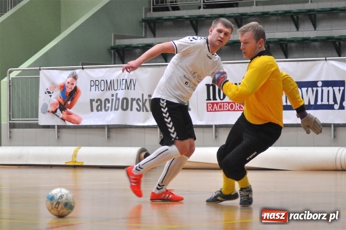 Zdjęcie w galerii na portalu naszraciborz.pl: Walka o mistrzostwo do ostatniego meczu wiadomości z regionu