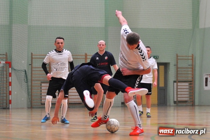 Zdjęcie w galerii na portalu naszraciborz.pl: Walka o mistrzostwo do ostatniego meczu wiadomości z regionu