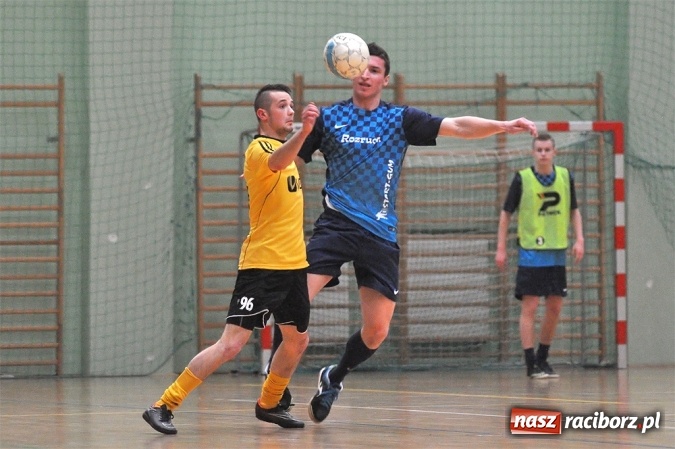 Zdjęcie w galerii na portalu naszraciborz.pl: Walka o mistrzostwo do ostatniego meczu wiadomości z regionu