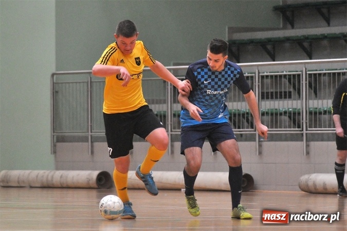 Zdjęcie w galerii na portalu naszraciborz.pl: Walka o mistrzostwo do ostatniego meczu wiadomości z regionu