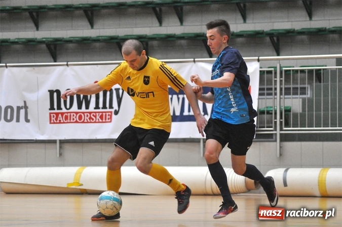 Zdjęcie w galerii na portalu naszraciborz.pl: Walka o mistrzostwo do ostatniego meczu wiadomości z regionu