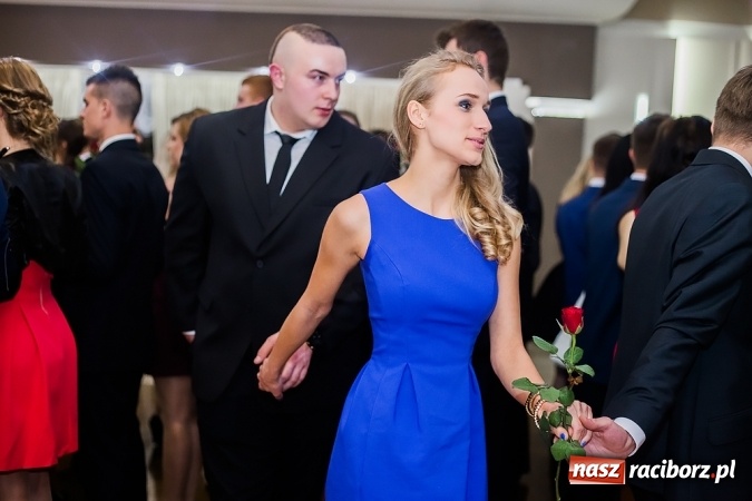 Zdjęcie w galerii na portalu naszraciborz.pl: Maturzyści z Mechanika zamykają w Bravo w Tworkowie sezon studniówkowy FOTO i WIDEO wiadomości z regionu