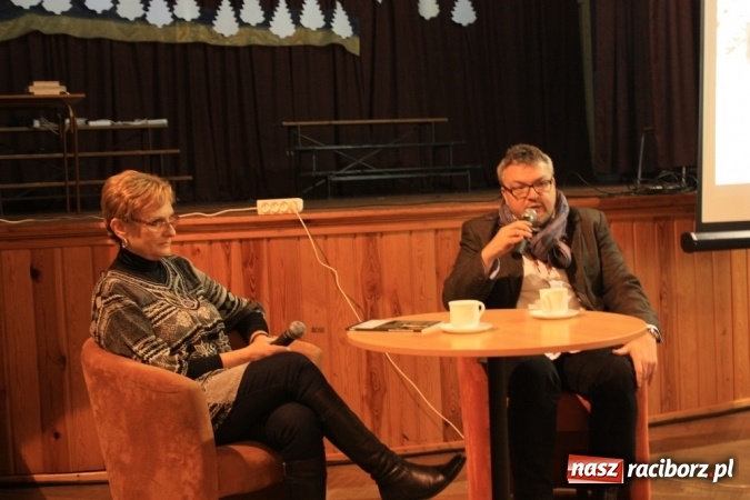 Zdjęcie w galerii na portalu naszraciborz.pl: Spotkanie autorskie w Krzanowicach - dr Jodliński promował pamiętniki ks. Pawlara wiadomości z regionu