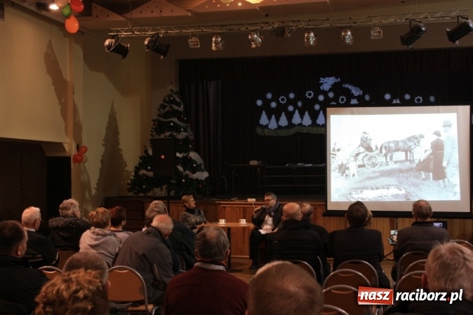 Zdjęcie w galerii na portalu naszraciborz.pl: Spotkanie autorskie w Krzanowicach - dr Jodliński promował pamiętniki ks. Pawlara wiadomości z regionu