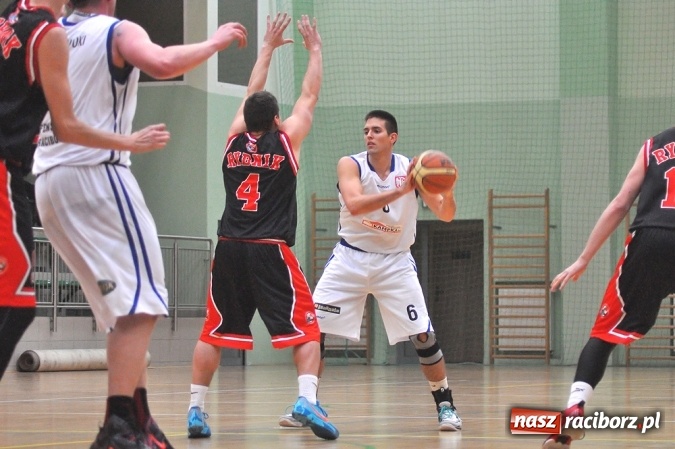 Zdjęcie w galerii na portalu naszraciborz.pl: Lider z Rybnika zbyt mocny dla Ofensywy wiadomości z regionu