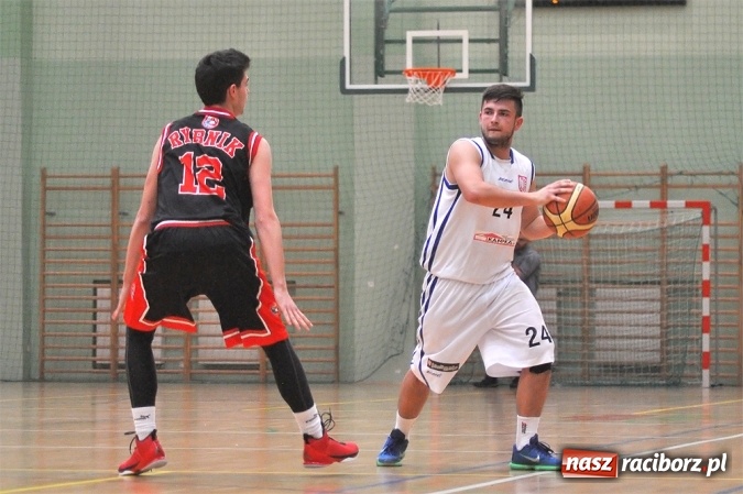 Zdjęcie w galerii na portalu naszraciborz.pl: Lider z Rybnika zbyt mocny dla Ofensywy wiadomości z regionu