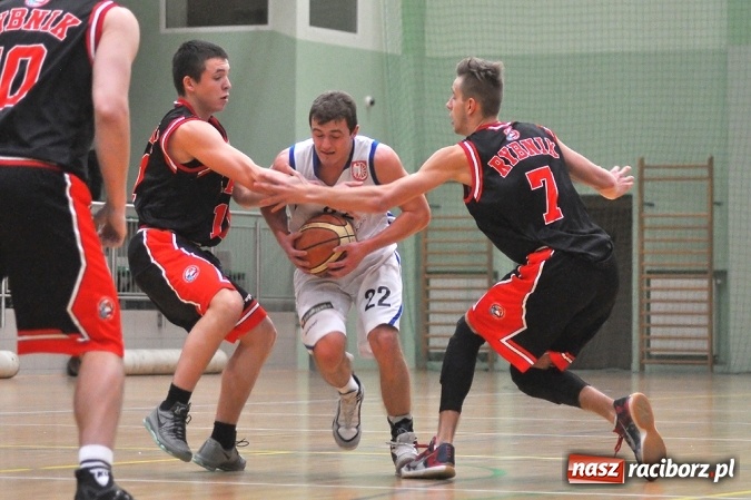 Zdjęcie w galerii na portalu naszraciborz.pl: Lider z Rybnika zbyt mocny dla Ofensywy wiadomości z regionu