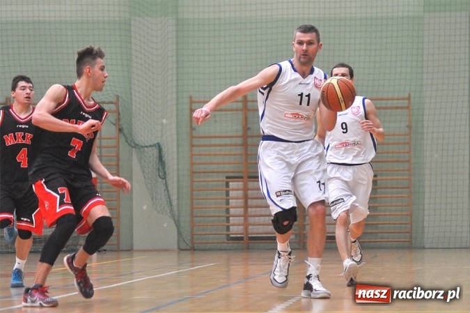 Zdjęcie w galerii na portalu naszraciborz.pl: Lider z Rybnika zbyt mocny dla Ofensywy wiadomości z regionu