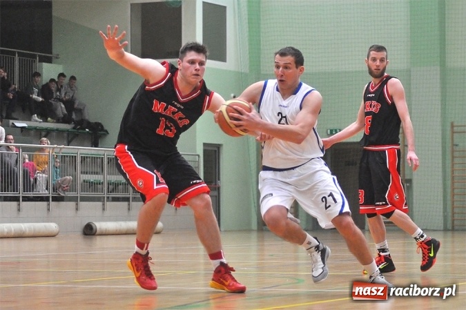 Zdjęcie w galerii na portalu naszraciborz.pl: Lider z Rybnika zbyt mocny dla Ofensywy wiadomości z regionu