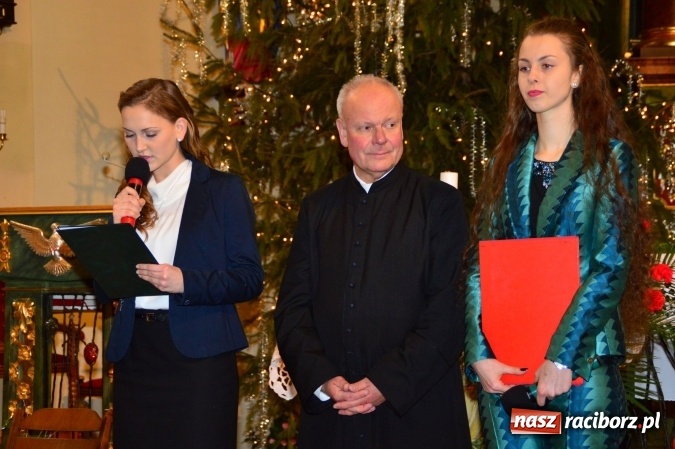 Zdjęcie w galerii na portalu naszraciborz.pl: Świąteczny koncert w bieńkowickiej świątyni wiadomości z regionu