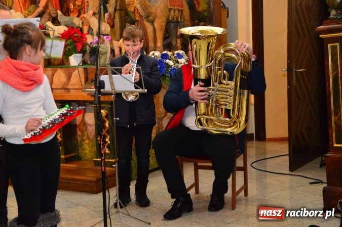 Zdjęcie w galerii na portalu naszraciborz.pl: Świąteczny koncert w bieńkowickiej świątyni wiadomości z regionu