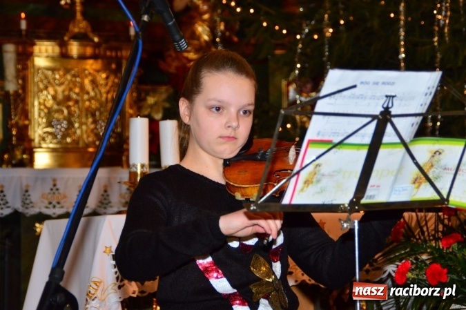 Zdjęcie w galerii na portalu naszraciborz.pl: Świąteczny koncert w bieńkowickiej świątyni wiadomości z regionu