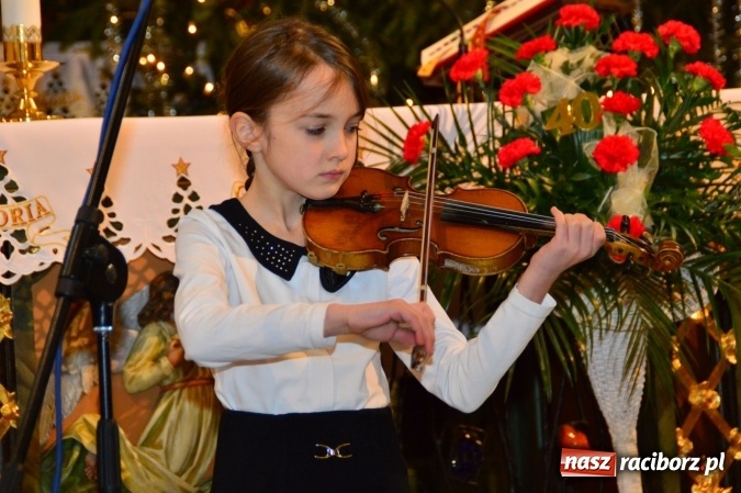 Zdjęcie w galerii na portalu naszraciborz.pl: Świąteczny koncert w bieńkowickiej świątyni wiadomości z regionu
