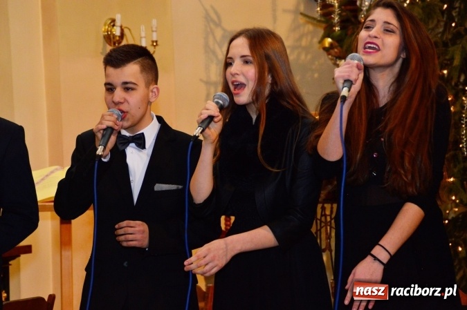 Zdjęcie w galerii na portalu naszraciborz.pl: Świąteczny koncert w bieńkowickiej świątyni wiadomości z regionu