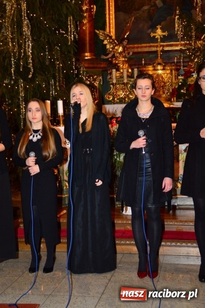 Zdjęcie w galerii na portalu naszraciborz.pl: Świąteczny koncert w bieńkowickiej świątyni wiadomości z regionu
