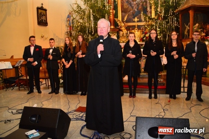 Zdjęcie w galerii na portalu naszraciborz.pl: Świąteczny koncert w bieńkowickiej świątyni wiadomości z regionu