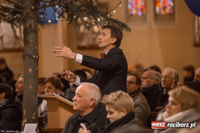 Zdjęcie w galerii na portalu naszraciborz.pl: Kolędy i pastorałki zabrzmiały dziś w kościele NSPJ wiadomości z regionu
