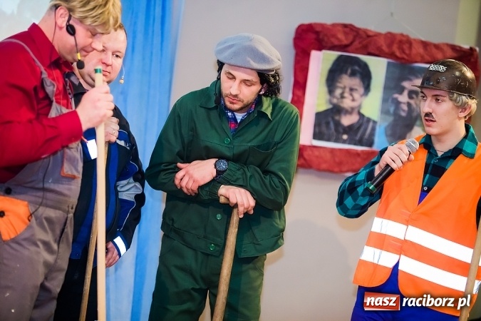 Zdjęcie w galerii na portalu naszraciborz.pl: Żywot człowieka poczciwego, czyli bolesławiki znów dały popis w Tworkowie wiadomości z regionu