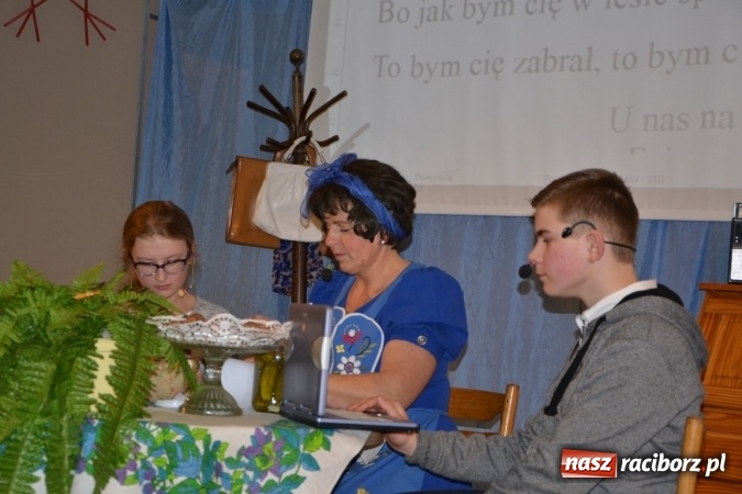 Zdjęcie w galerii na portalu naszraciborz.pl: Żywot człowieka poczciwego, czyli bolesławiki znów dały popis w Tworkowie wiadomości z regionu