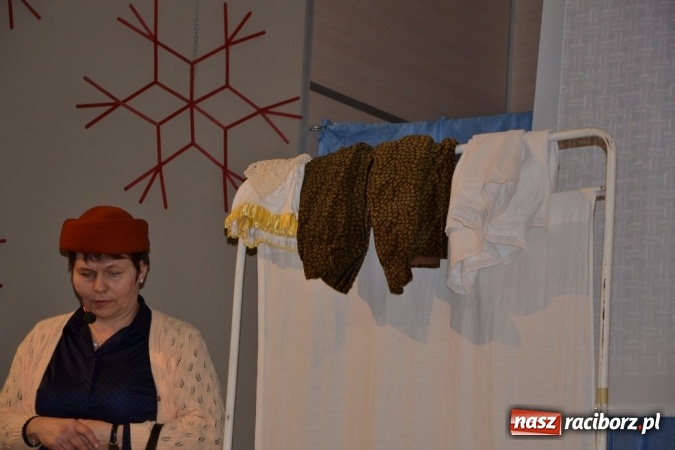 Zdjęcie w galerii na portalu naszraciborz.pl: Żywot człowieka poczciwego, czyli bolesławiki znów dały popis w Tworkowie wiadomości z regionu