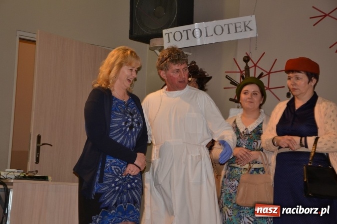 Zdjęcie w galerii na portalu naszraciborz.pl: Żywot człowieka poczciwego, czyli bolesławiki znów dały popis w Tworkowie wiadomości z regionu