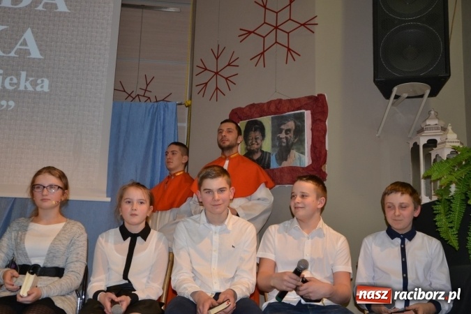 Zdjęcie w galerii na portalu naszraciborz.pl: Żywot człowieka poczciwego, czyli bolesławiki znów dały popis w Tworkowie wiadomości z regionu