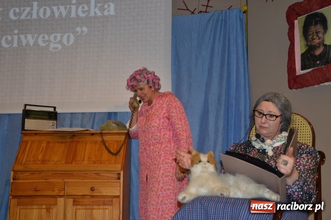 Zdjęcie w galerii na portalu naszraciborz.pl: Żywot człowieka poczciwego, czyli bolesławiki znów dały popis w Tworkowie wiadomości z regionu