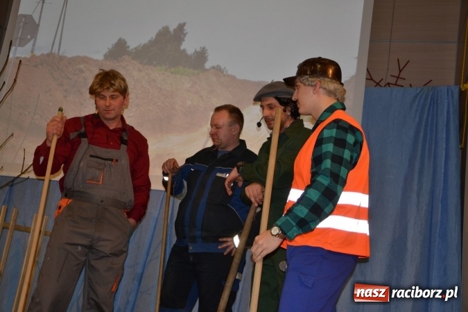 Zdjęcie w galerii na portalu naszraciborz.pl: Żywot człowieka poczciwego, czyli bolesławiki znów dały popis w Tworkowie wiadomości z regionu