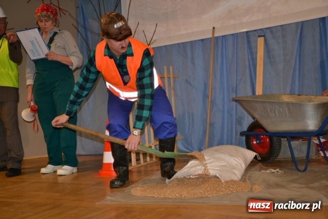 Zdjęcie w galerii na portalu naszraciborz.pl: Żywot człowieka poczciwego, czyli bolesławiki znów dały popis w Tworkowie wiadomości z regionu