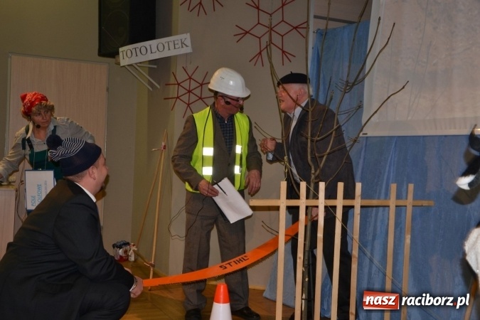 Zdjęcie w galerii na portalu naszraciborz.pl: Żywot człowieka poczciwego, czyli bolesławiki znów dały popis w Tworkowie wiadomości z regionu