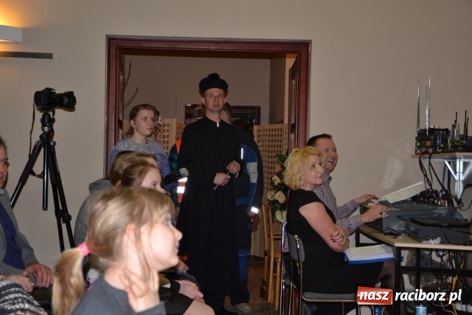 Zdjęcie w galerii na portalu naszraciborz.pl: Żywot człowieka poczciwego, czyli bolesławiki znów dały popis w Tworkowie wiadomości z regionu