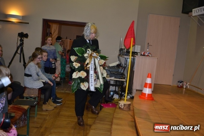 Zdjęcie w galerii na portalu naszraciborz.pl: Żywot człowieka poczciwego, czyli bolesławiki znów dały popis w Tworkowie wiadomości z regionu