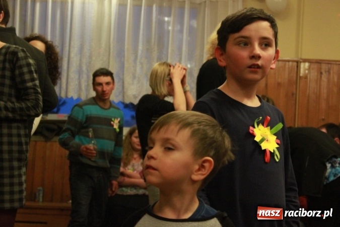 Zdjęcie w galerii na portalu naszraciborz.pl: ZSP Wojnowice szaleje na balu przebierańc&oacute;w wiadomości z regionu