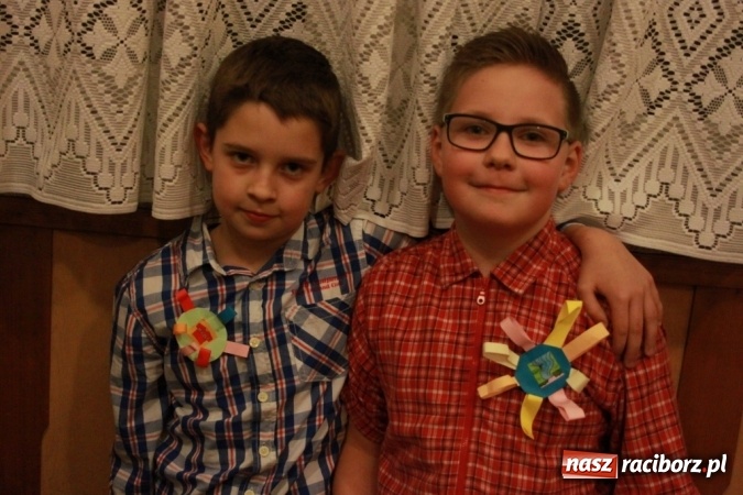 Zdjęcie w galerii na portalu naszraciborz.pl: ZSP Wojnowice szaleje na balu przebierańc&oacute;w wiadomości z regionu