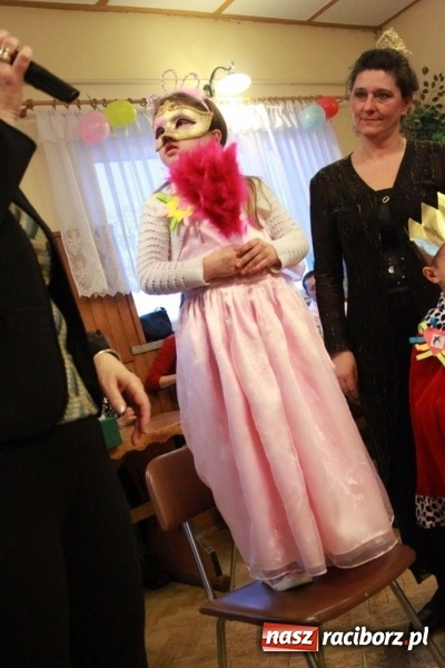 Zdjęcie w galerii na portalu naszraciborz.pl: ZSP Wojnowice szaleje na balu przebierańc&oacute;w wiadomości z regionu