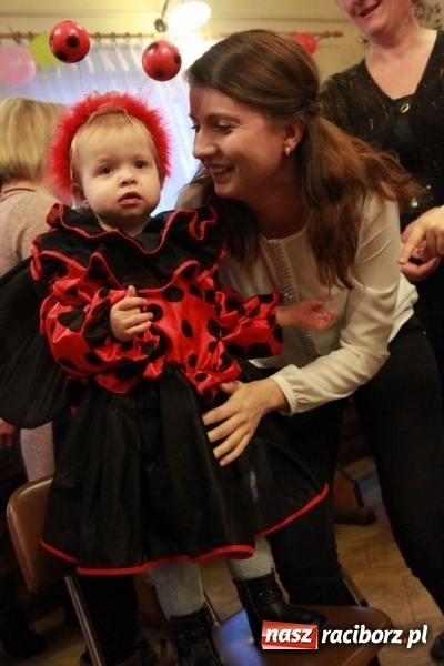 Zdjęcie w galerii na portalu naszraciborz.pl: ZSP Wojnowice szaleje na balu przebierańc&oacute;w wiadomości z regionu