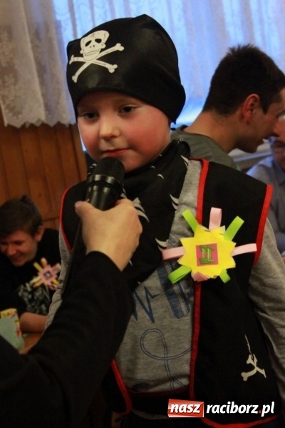 Zdjęcie w galerii na portalu naszraciborz.pl: ZSP Wojnowice szaleje na balu przebierańc&oacute;w wiadomości z regionu