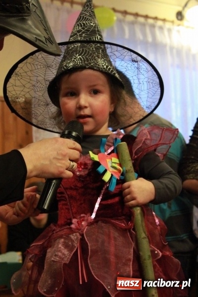 Zdjęcie w galerii na portalu naszraciborz.pl: ZSP Wojnowice szaleje na balu przebierańc&oacute;w wiadomości z regionu