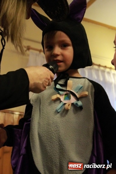 Zdjęcie w galerii na portalu naszraciborz.pl: ZSP Wojnowice szaleje na balu przebierańc&oacute;w wiadomości z regionu