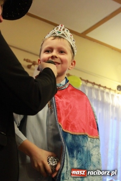 Zdjęcie w galerii na portalu naszraciborz.pl: ZSP Wojnowice szaleje na balu przebierańc&oacute;w wiadomości z regionu