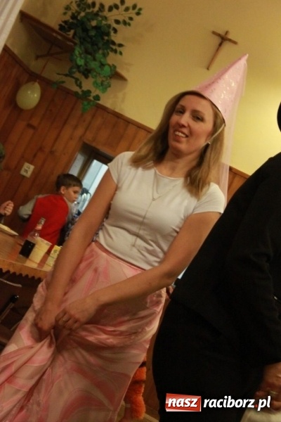 Zdjęcie w galerii na portalu naszraciborz.pl: ZSP Wojnowice szaleje na balu przebierańc&oacute;w wiadomości z regionu