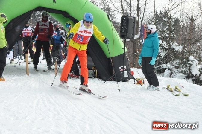 Zdjęcie w galerii na portalu naszraciborz.pl: Rafakowcy na XVII Mistrzostwach Polski Energetyk&oacute;w w Narciarstwie Alpejskim wiadomości z regionu