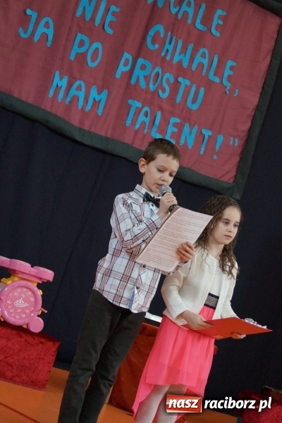 Zdjęcie w galerii na portalu naszraciborz.pl: Talent show dla babć i dziadków w Górkach Śląskich wiadomości z regionu