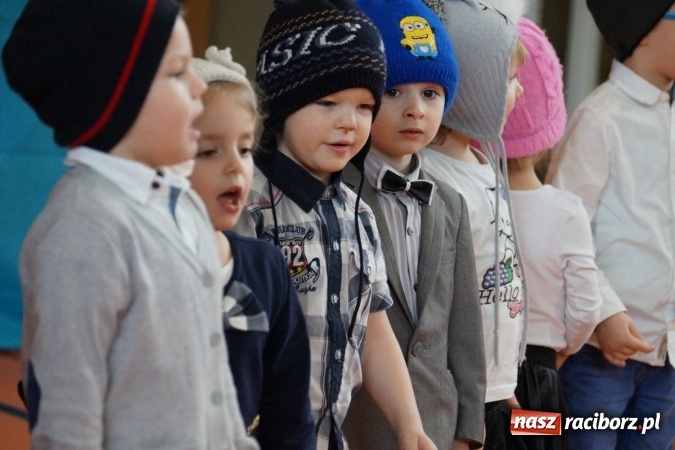 Zdjęcie w galerii na portalu naszraciborz.pl: Talent show dla babć i dziadków w Górkach Śląskich wiadomości z regionu