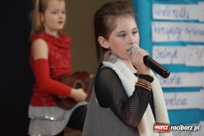 Zdjęcie w galerii na portalu naszraciborz.pl: Talent show dla babć i dziadków w Górkach Śląskich wiadomości z regionu