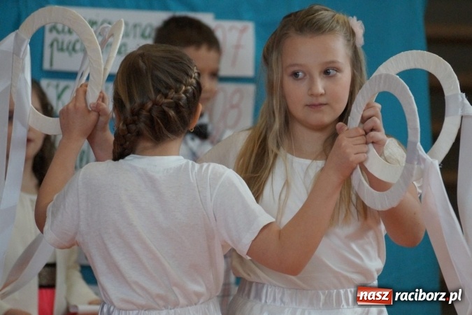 Zdjęcie w galerii na portalu naszraciborz.pl: Talent show dla babć i dziadków w Górkach Śląskich wiadomości z regionu