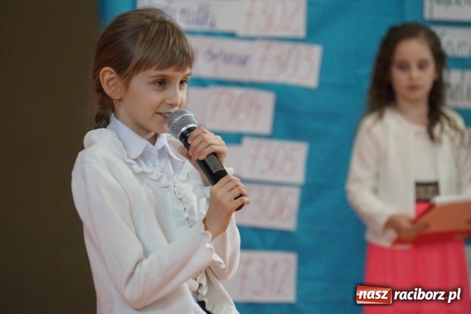 Zdjęcie w galerii na portalu naszraciborz.pl: Talent show dla babć i dziadków w Górkach Śląskich wiadomości z regionu