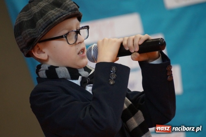 Zdjęcie w galerii na portalu naszraciborz.pl: Talent show dla babć i dziadków w Górkach Śląskich wiadomości z regionu